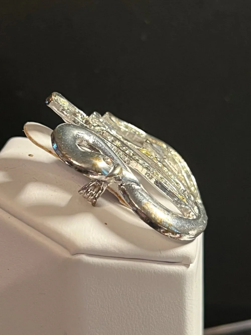 Silvertone Swan Rhinestone Brooch Pin Vintage Collectible (475)